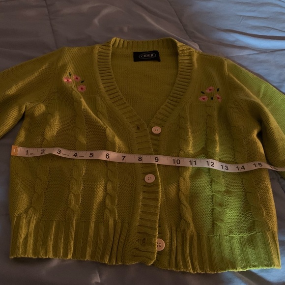 CIDER 2 piece cardigan/crop set size S - Picture 10 of 13